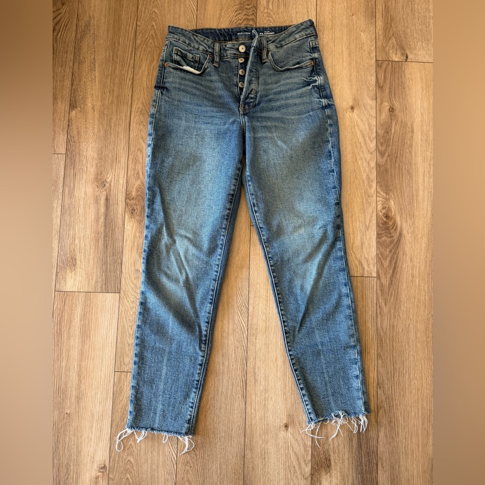 Old Navy Women’s High-Waisted Button-Fly OG Straight Jeans